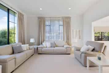 16 Point View Drive, East Tamaki Heights