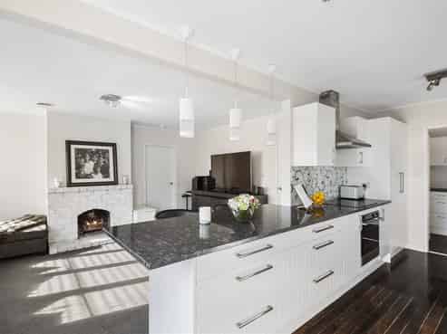 83 Onewa Road, Northcote