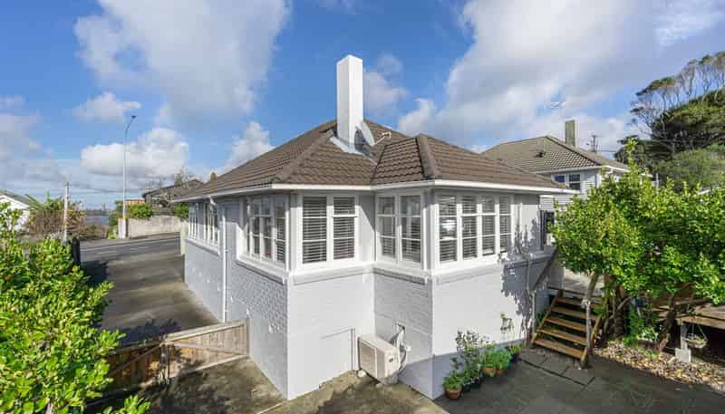 83 Onewa Road, Northcote