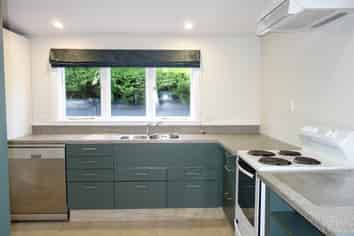 6A Weston Road, Merivale