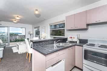 6/14 Tireti Road, Titahi Bay