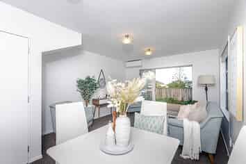 6/14 Tireti Road, Titahi Bay