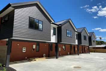 3a/61 Albert Street, Hamilton East