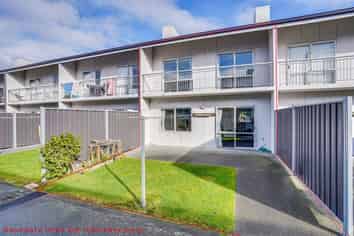 4/336 Lincoln Road, Addington