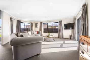 1786 River Road, Flagstaff