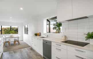 9a Kiwi Road, Point Chevalier