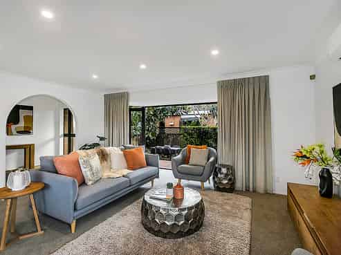 9a Kiwi Road, Point Chevalier