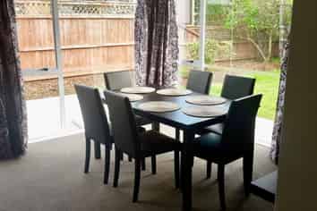 Room 1/6 Mermaid Place, Southshore