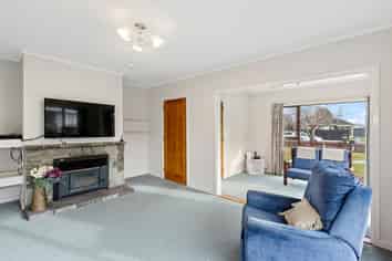 7 Liverton Crescent, Bishopdale