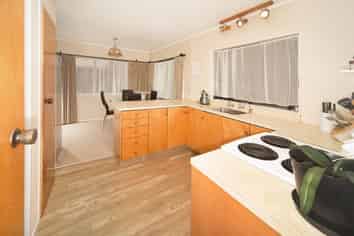 8A Simon Ellice Drive, Bayview