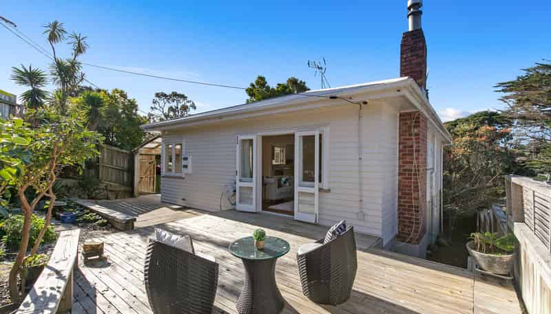 20 South Lynn Road, Titirangi