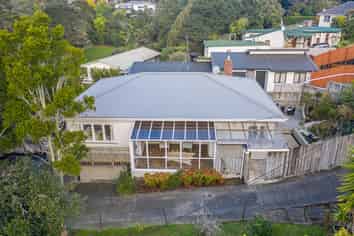 20 South Lynn Road, Titirangi