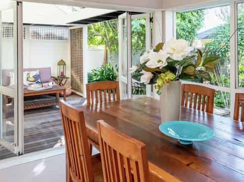 2/132 Millhouse Drive, Northpark