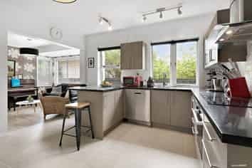 5 Roskill Way, Three Kings