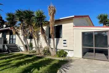 30A Burundi Avenue, Clendon Park