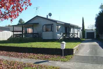 17 Commodore Avenue, Flagstaff