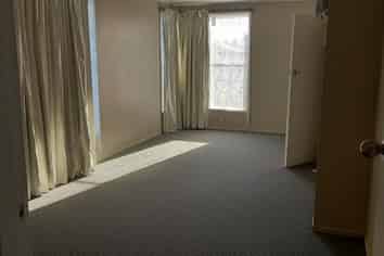 12 Wood Avenue, Mangere East