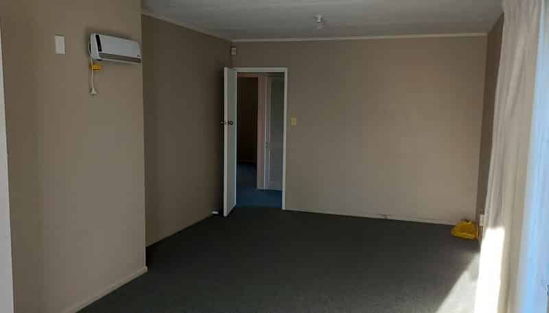 12 Wood Avenue, Mangere East