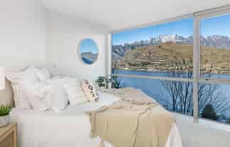 2/11 Gum Lane, Queenstown Central