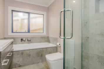 a/8 Ambler Avenue, Glen Eden