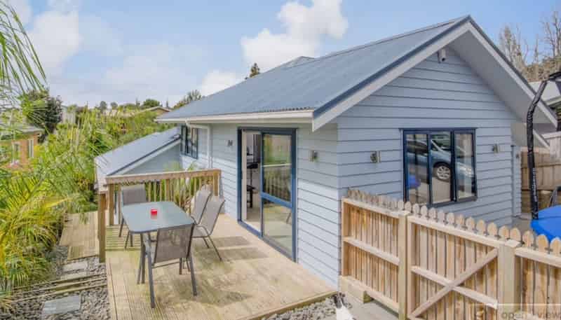 a/8 Ambler Avenue, Glen Eden