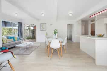 21A Kingsview Road, Mount Eden