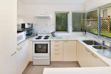 31 The Grove, Red Beach