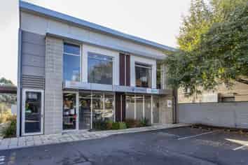 Live/Work Opportunity