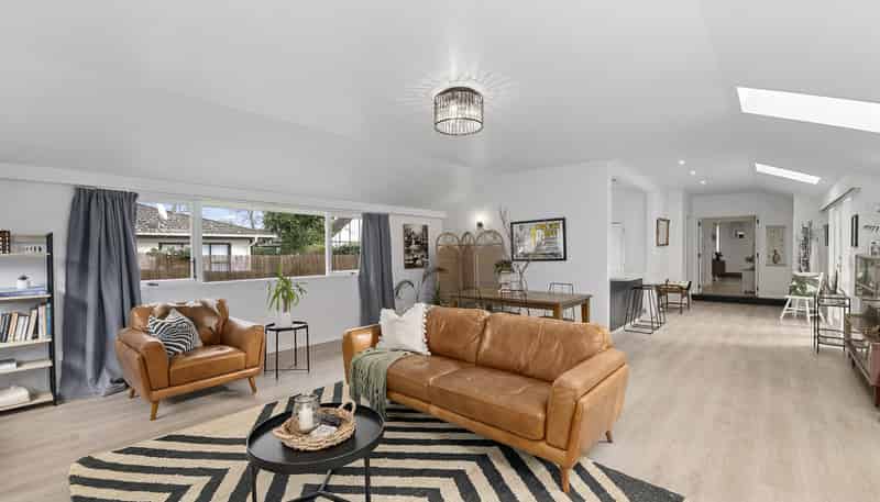 18 Rimu Road, Raumati Beach