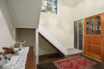 208 Woodlands Park Road, Titirangi