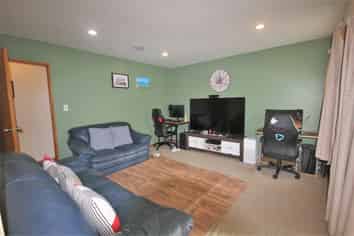 93A Bassett Street, Burwood