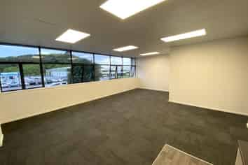 High Profile - Showroom, Office, Warehouse Combo