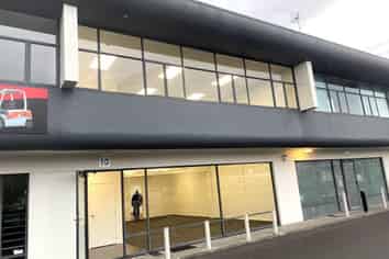 High Profile - Showroom, Office, Warehouse Combo