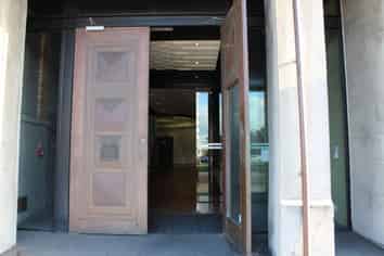 Splendid in the Satchi!