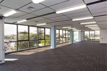 Newmarket Office WITH 10 Car Parks!