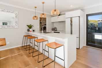 173A Wallace  Road, Mangere Bridge