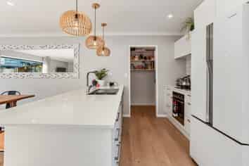 173A Wallace  Road, Mangere Bridge