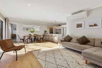 173A Wallace  Road, Mangere Bridge