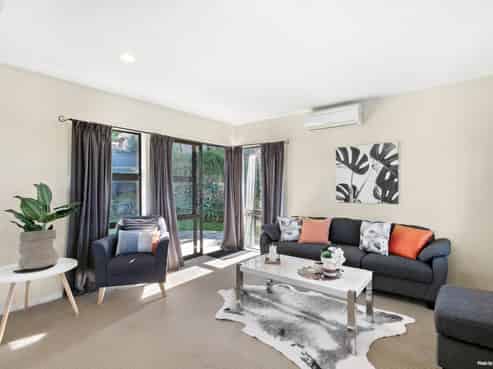 12 Tagor Street, Glen Eden