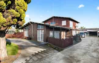 23 Great South Road, Takanini