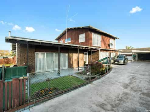 23 Great South Road, Takanini