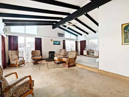 23 Great South Road, Takanini