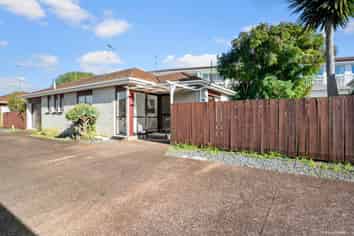 4/5 Allenby Road, Panmure