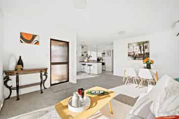 4/5 Allenby Road, Panmure