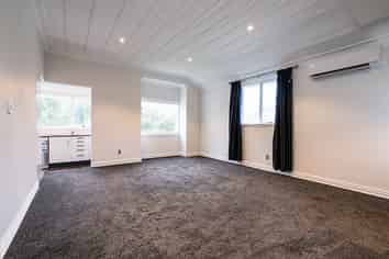 7 Alison Crescent, Belleknowes