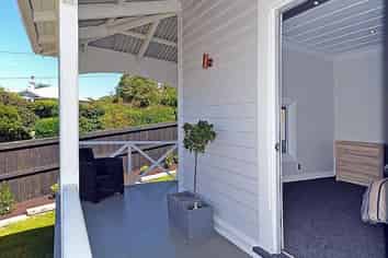 7 Alison Crescent, Belleknowes