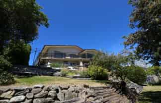 681 Peninsula Road, Kelvin Heights