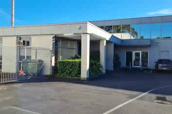 Warehouse on Penrose Road