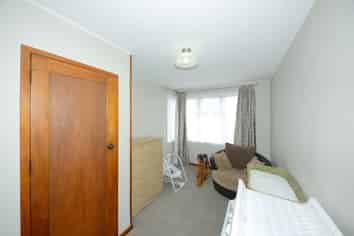 83 Quinns Road, Shirley