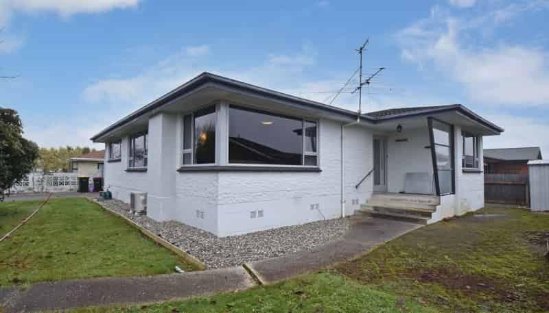 206 Bamborough Street, 